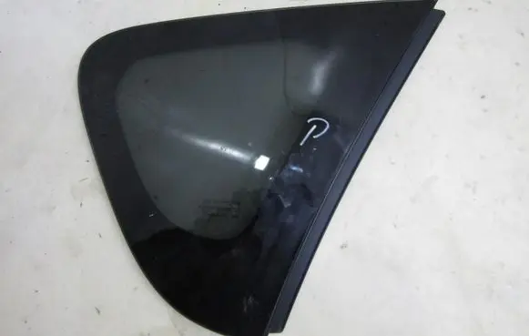 Suzuki SX4 S-Cross Rear side window KRIS235789