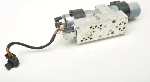 Mercedes-Benz SLK AMG R172 Convertible roof hydraulic pump A1728000030