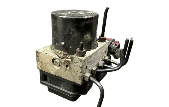 Skoda Fabia Mk2 (5J) ABS Pump 6R0907379F 6R0907379J