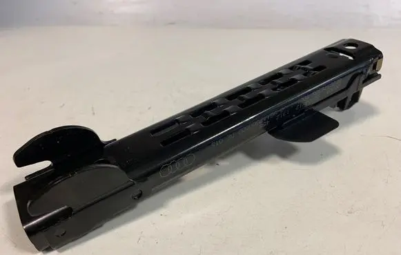 Audi Q7 4L Seat belt adjustment motor 8E0857833G