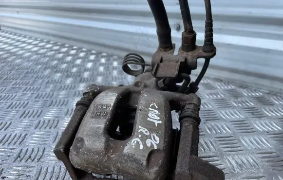 Volkswagen Caddy Rear brake caliper
