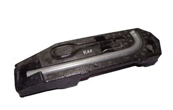 Volkswagen Caddy Tool set 2K0012113C 2K0012219 1T0805615A