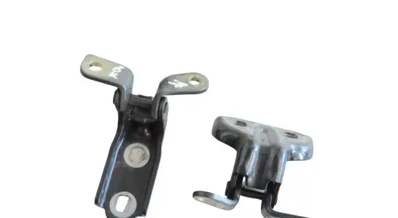 Opel Mokka Rear door lower hinge