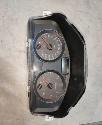 Volvo V50 Speedometer (instrument cluster) 31254776 0157859
