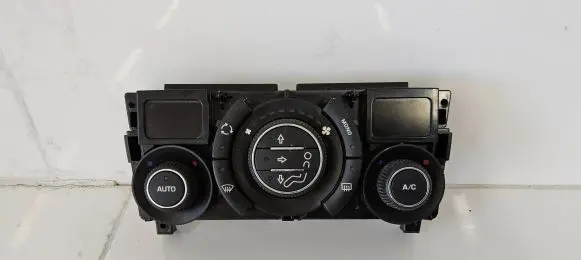 Peugeot 5008 Climate control unit 96738321XT
