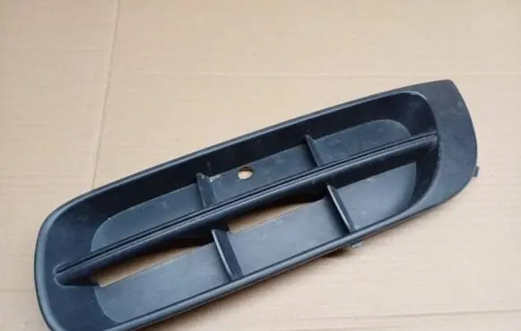 Skoda Fabia Mk2 (5J) Front bumper lower grill 5J0807367 0010112703650