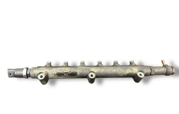 Volvo S60 Fuel main line pipe 0445215010 8658252