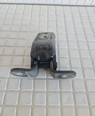 Toyota Avensis T270 Front door hinge set ES03