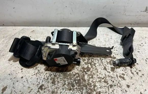 Hyundai Tucson IV NX4 Front seatbelt 0589P10021 651511000D 67L0000