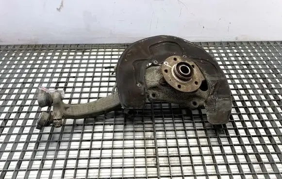 Audi A8 S8 D4 4H Front wheel hub spindle knuckle 