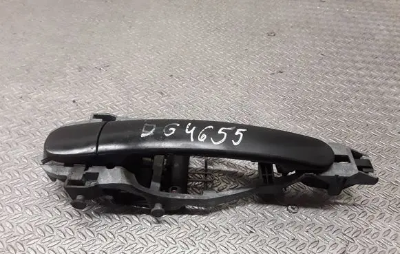 Volkswagen Golf V Rear door exterior handle