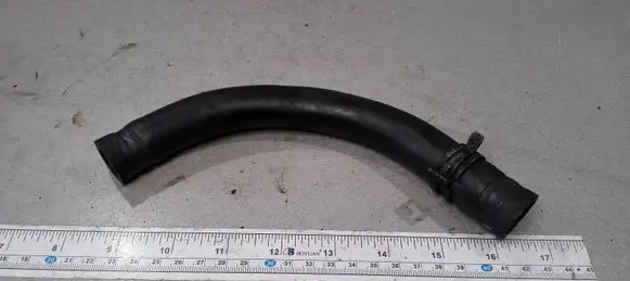 Opel Vectra B Breather/breather pipe/hose 90412281