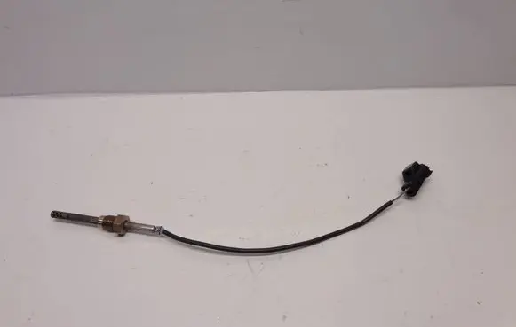 Volvo XC70 Exhaust gas temperature sensor 30713739A