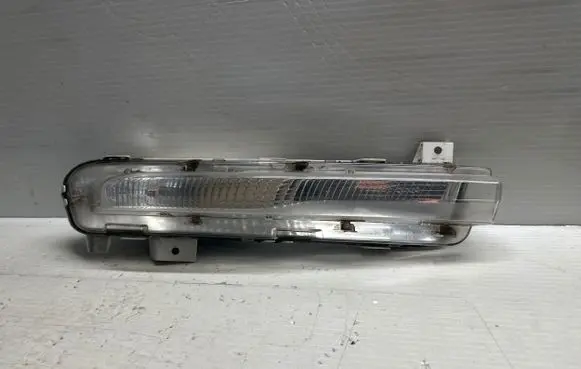 Volvo V40 Front fog light 31290580