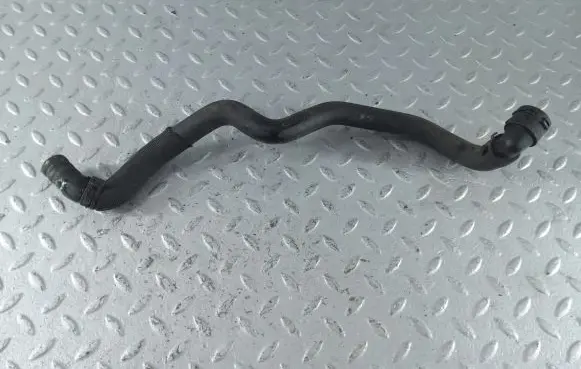 Jaguar XJ X351 Engine coolant pipe/hose 9X237752AD
