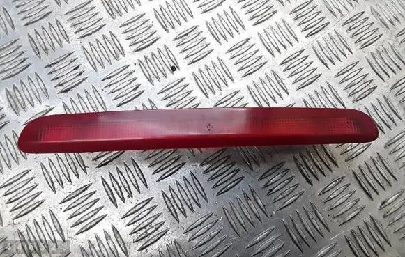 Renault Laguna II Third/center stoplight E2029051