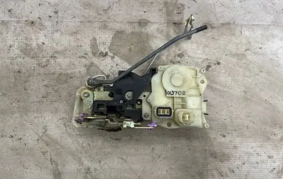 Honda S2000 Front door lock 