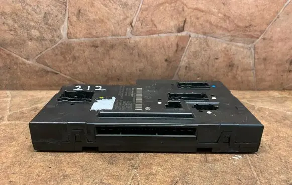 Mercedes-Benz E W212 Fuse box set A2129003702