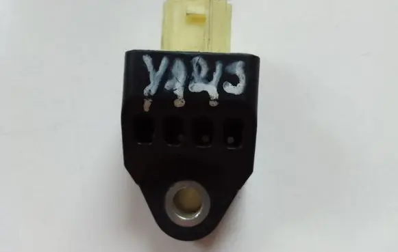 Toyota Yaris Airbag deployment crash/impact sensor 891730D040