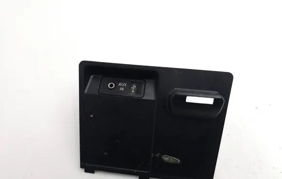 BMW X5 E70 AUX in-socket connector 9129652