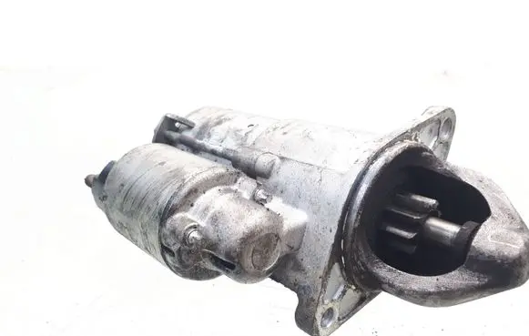 Opel Zafira B Starter motor