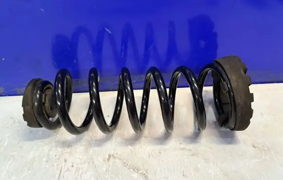 Jaguar XE Rear coil spring GX735534BA