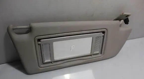 Sun visor clip/hook/bracket