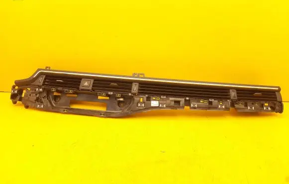 Audi A4 S4 B9 8W Dash center air vent grill 8W1820902D