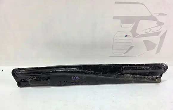 BMW X7 G07 Fender foam support/seal 