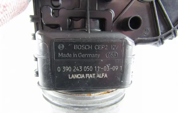 Alfa Romeo Giulietta Wiper motor 0390243050