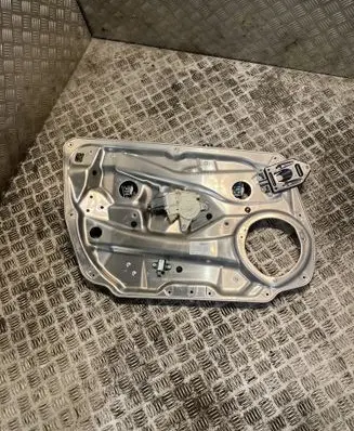 Mercedes-Benz E W212 Front door electric window regulator A2128201102 2128201102