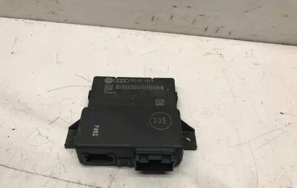 Audi A5 8T 8F Gateway control module 8R0907468N 8R0907468C 2840747608300