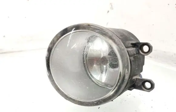 Toyota Avensis T270 Front fog light 812200D041