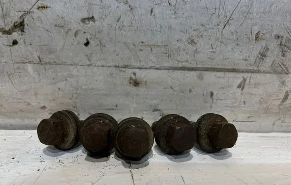 Peugeot 508 Nuts/bolts