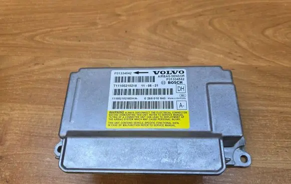 Volvo S60 Airbag control unit/module P31334542 T11105210218 0285010943