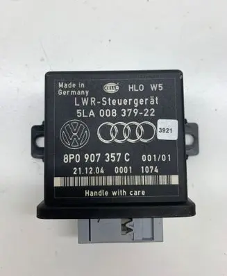Audi A3 S3 A3 Sportback 8P Light module LCM 8P0907357C 5LA00837922