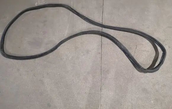 BMW X3 G01 Rear door rubber seal (on body) 7397317 DA12713
