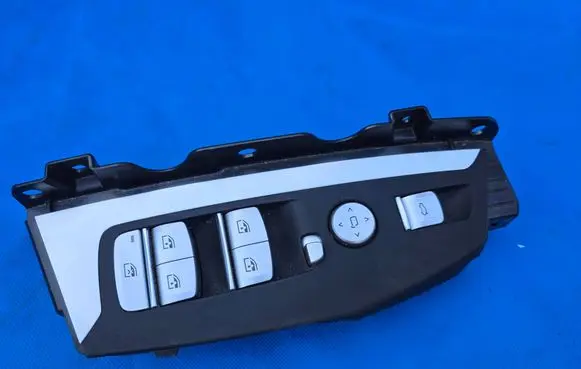 BMW X3 G01 Electric window control switch 6847098