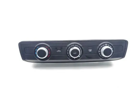 Audi A1 Climate control unit 83A820047F