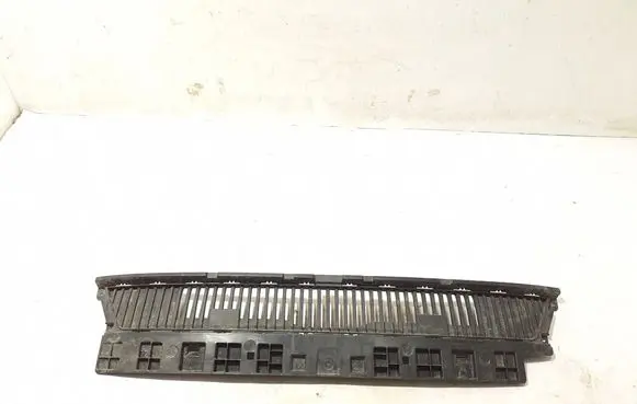 Renault Master IV Front bumper lower grill 622541366R