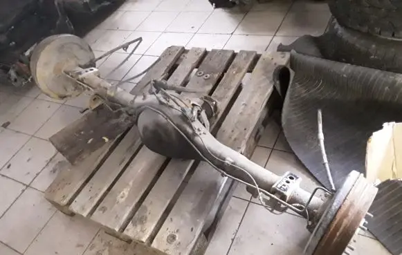 Rear axle beam
