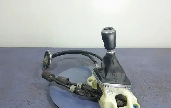 Hyundai i30 Gear shift rod 
