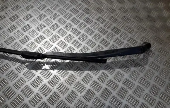 Lexus IS 220D-250-350 Front wiper blade arm
