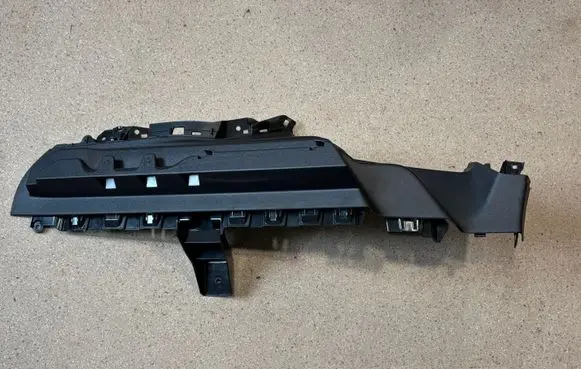 BMW X1 U11 Other trunk/boot trim element 9462433