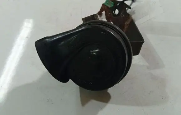 Volkswagen PASSAT B6 Horn signal 007424