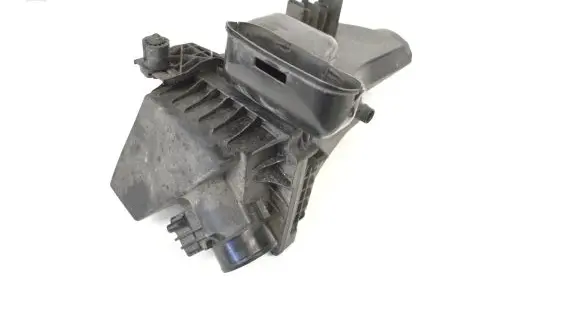 Ford Fiesta Air filter box CN119C676EA