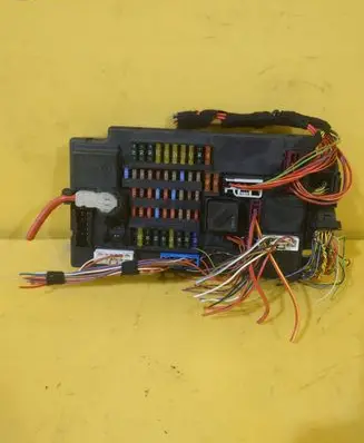 Mini One - Cooper Coupe R56 Relay mounting block 118KM