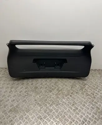 Audi Q4 Sportback e-tron Tailgate trim 89E867979