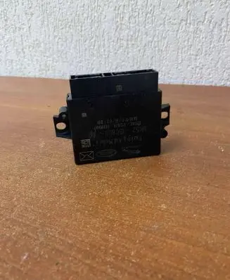 Land Rover Discovery 5 Parking PDC control unit/module HK5215C859AD