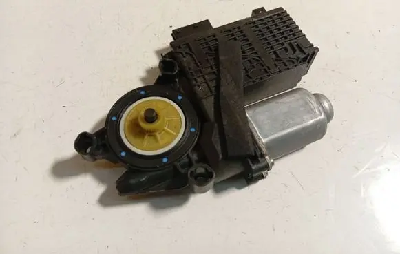 Citroen C4 Grand Picasso Front door window regulator motor 440804DBGD